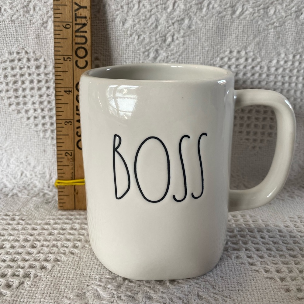 Rae Dunn “boss” mug